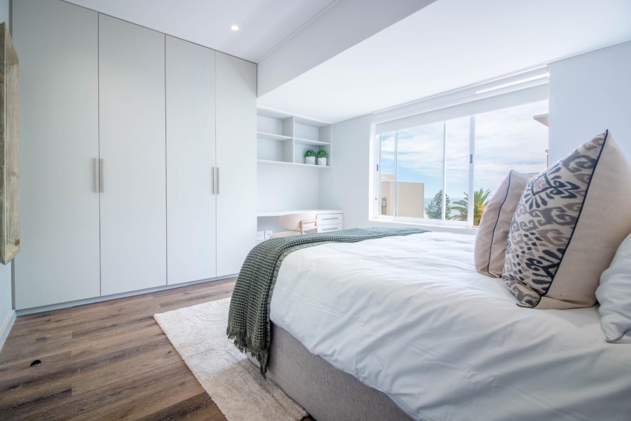 To Let 3 Bedroom Property for Rent in Sea Point Western Cape